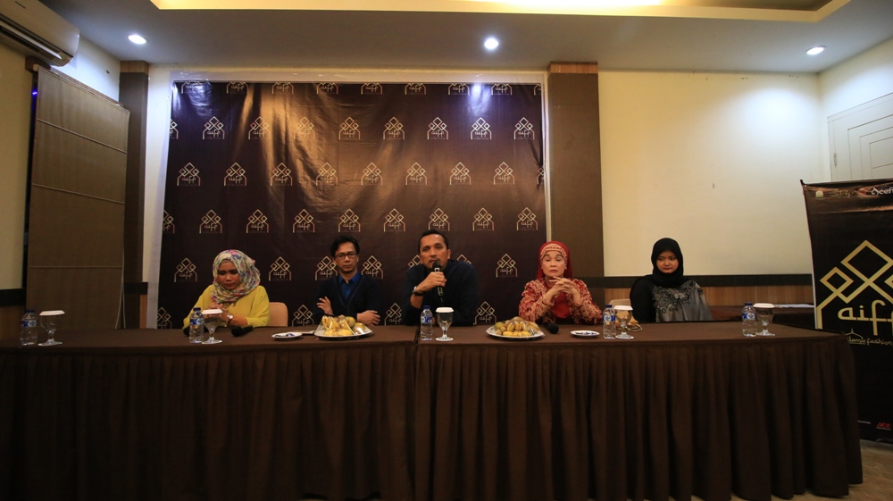 Konferensi Pers Aceh Islamic Fashion Parade 2017 Disbudpar Aceh