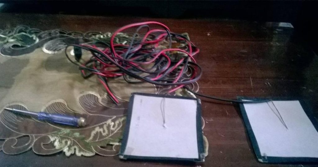 Siswa SD Disetrum Kepala Sekolah