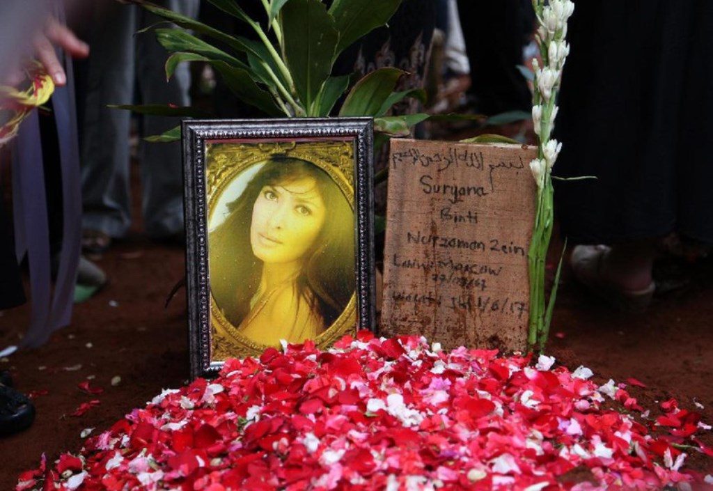 Disetujui Sang Ayah Makam Yana Zein Akan Dipindahkan