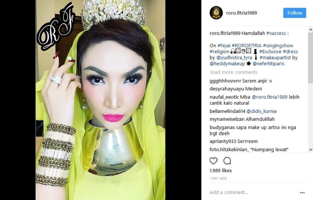 Pakai Kerudung dan Bermahkota Netizen Anggap Penampilan Roro Fitria Aneh