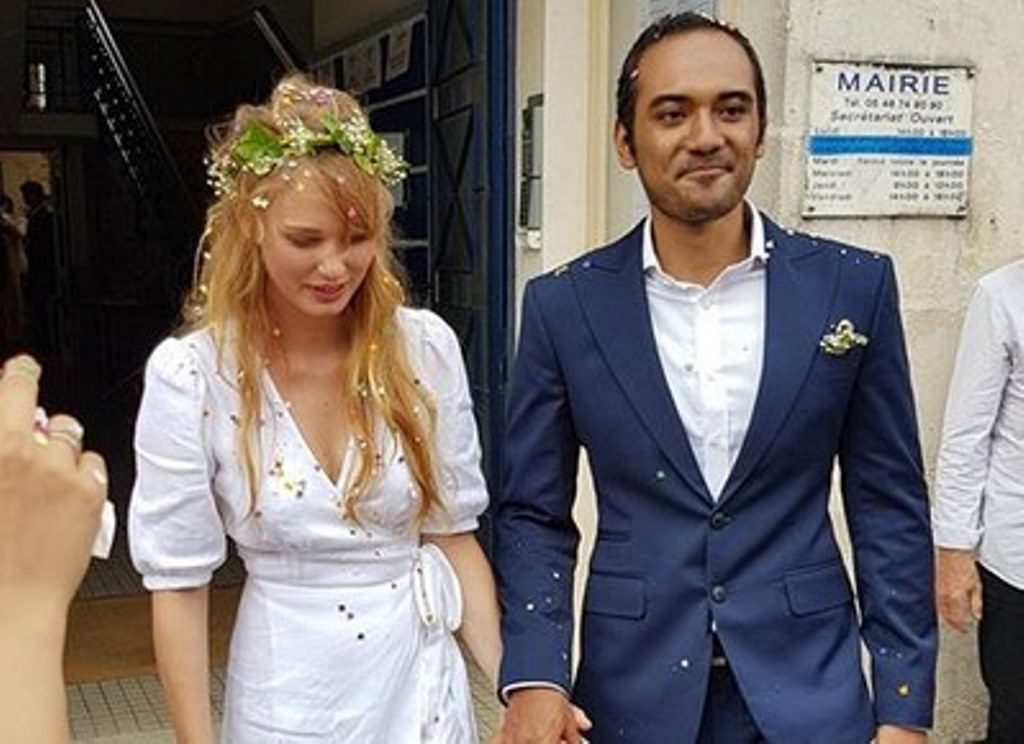 Ario Bayu Menikah Rangkaian Patah Hati Netizen Kembali Berlanjut