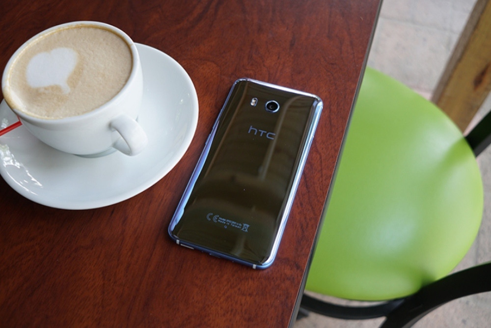 HTC U11