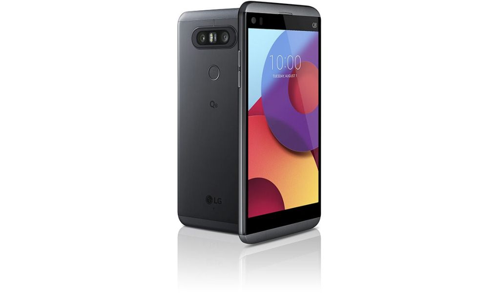 LG Q8