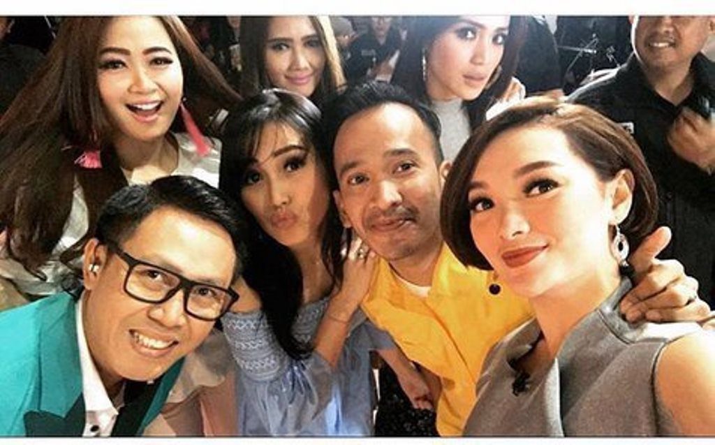 Melalui Banyak Drama Ayu Ting Ting Kembali ke Pesbukers