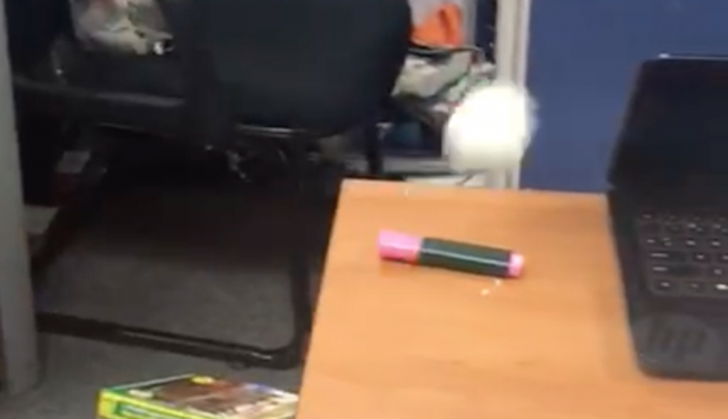 Nasi Memantul Seperti Bola