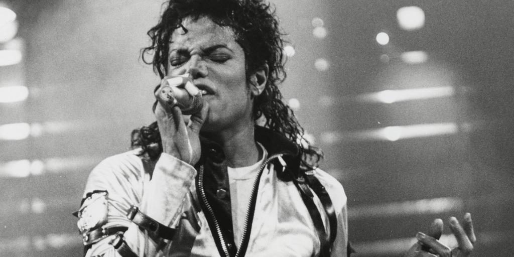 Publik Heboh Makam King of Pop Michael Jackson Ternyata Kosong