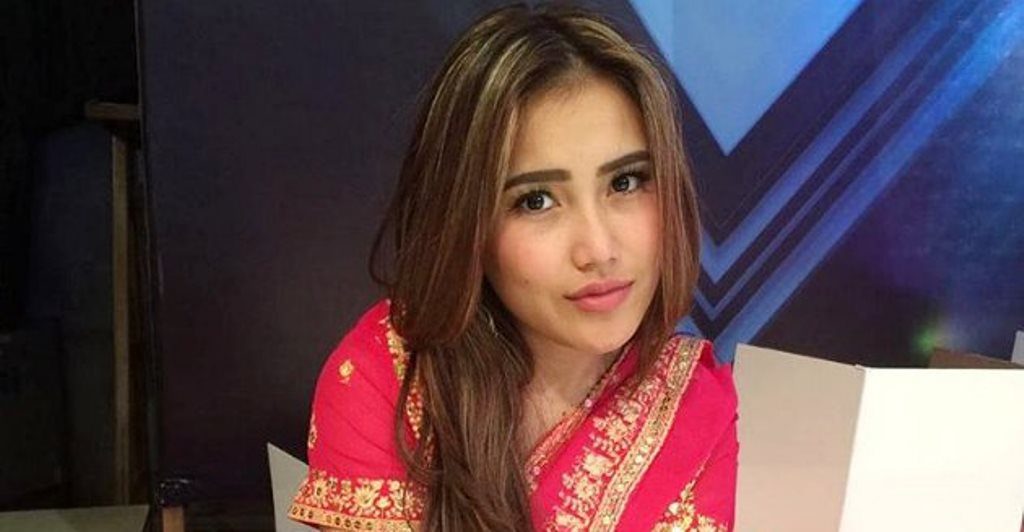 Rilis Lagu Baru Bertajuk Kamu Kamu Kamu. Ayu Ting Ting Dituduh Plagiat Lagu Ini