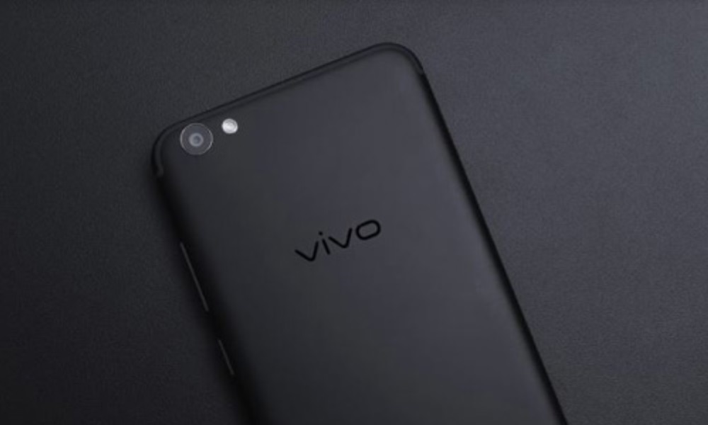 Vivo V5s Matte Black dengan Powerful Rear Camera