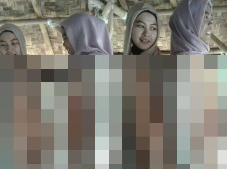 Wanita Muda Pamer Dada