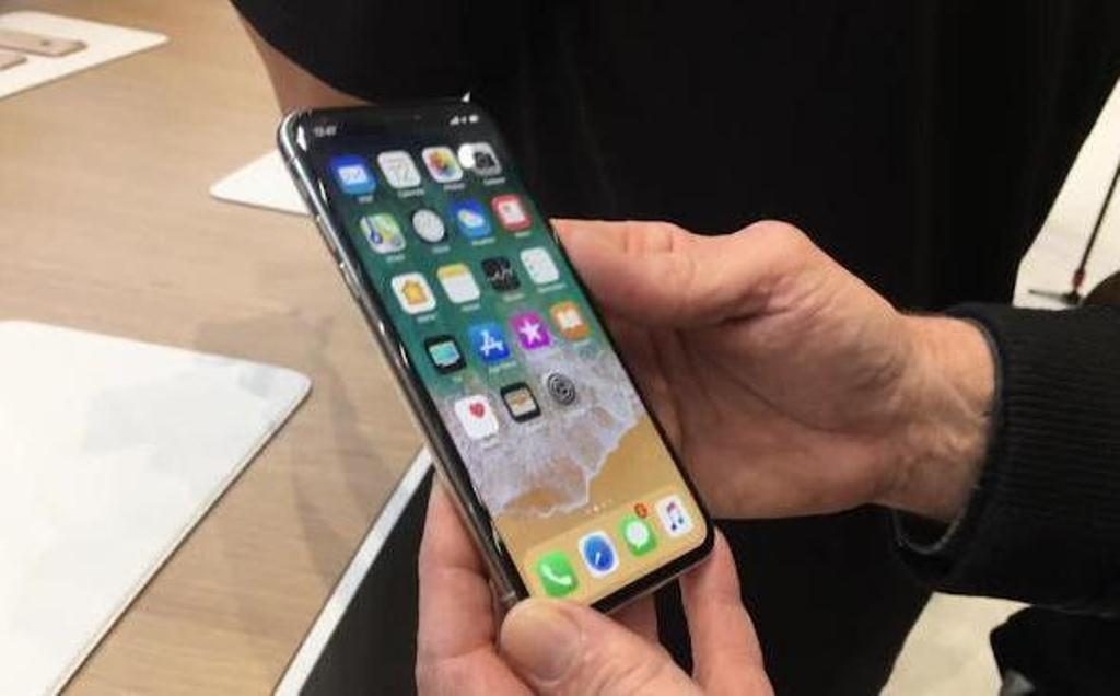 Apple iPhone X 1