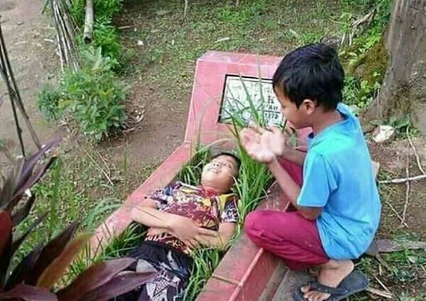 Kelakuan 2 Bocah Pria Ini Bikin Geleng Geleng Kepala Lucu Lucuan Boleh Tapi Gak Gitu Juga