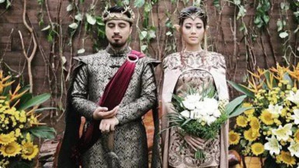 Menarik Perhatian Media Asing Pasangan Asal Indonesia ini Menikah dengan Tema Game of Thrones