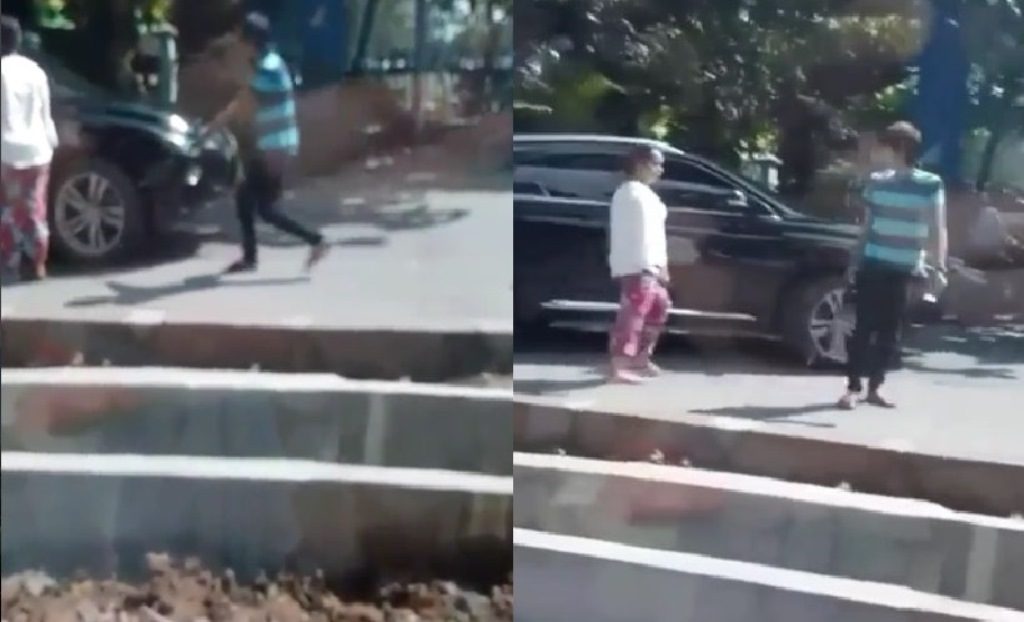 Cekcok dengan Pengendara Lain Sopir Angkot Ini Marah Marah Sambil Todongkan Pedang