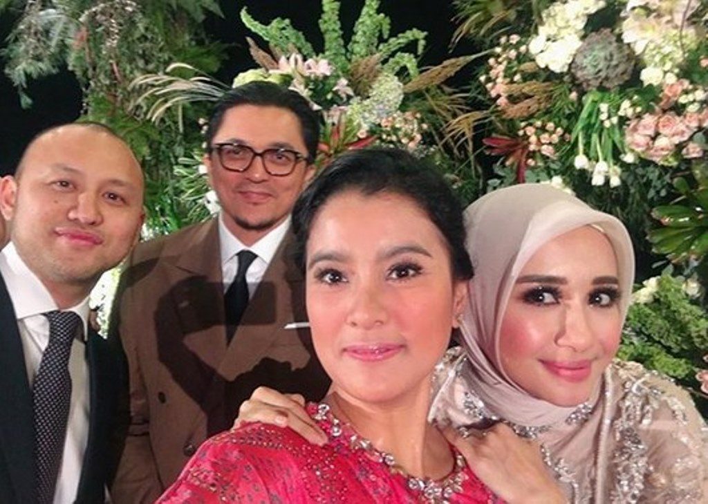 Gelar Resepsi di Bandung Ini Mantan Pacar Laudya Cynthia Bella yang Ikut Hadir