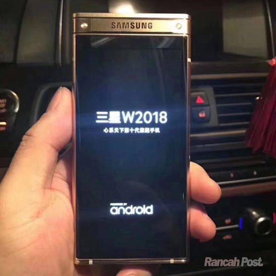 Penampakan Samsung W2018