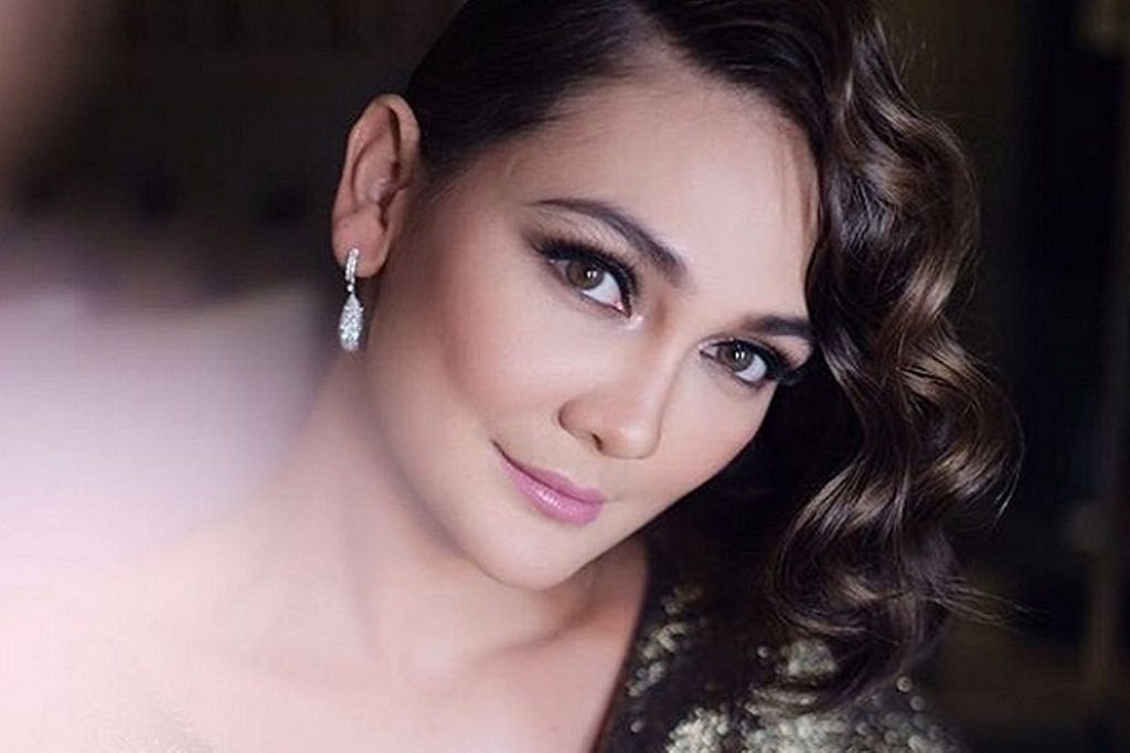 Bikin Netizen Heboh Luna Maya Keceplosan Sebut Ariel NOAH dan Sophia Latjuba Putus