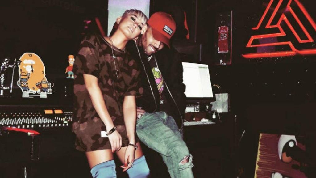 Datang Bersama di Pesta Ulang Tahun DJ Khaled Rumor Kencan Agnez Mo dan Chris Brown Makin Kencang
