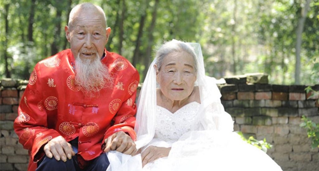 Mengharukan Setelah 80 Tahun Menikah Pasangan Ini Berhasil Buat Foto Pernikahan
