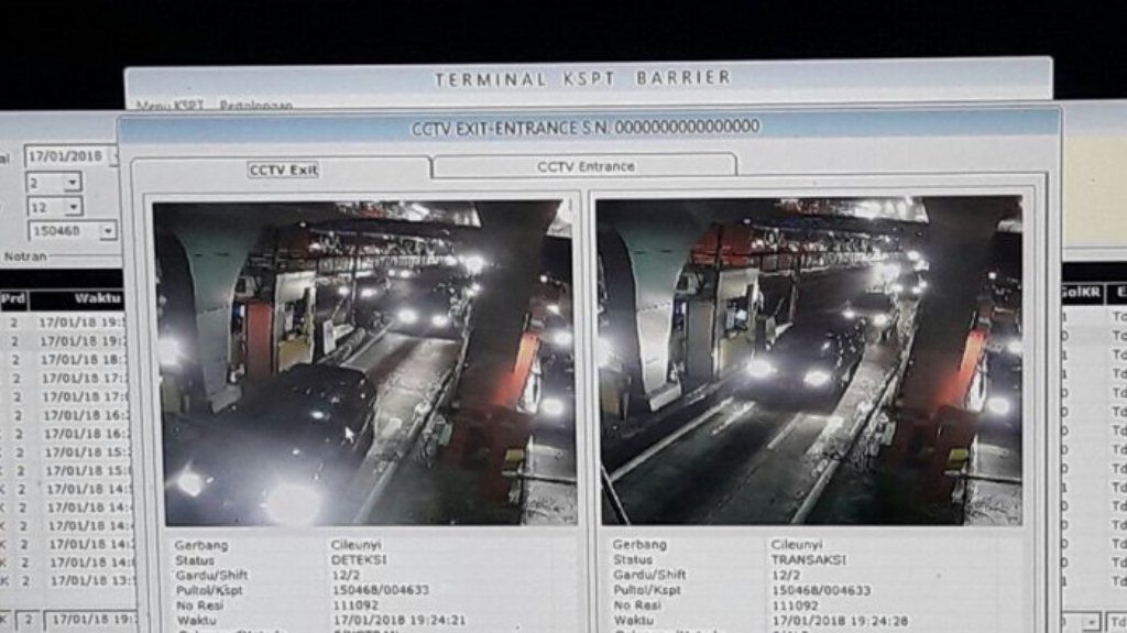 Aksi Karyawati Bank Larikan Diri dari Supir Taksi Online yang Coba Merampoknya Ini Viral