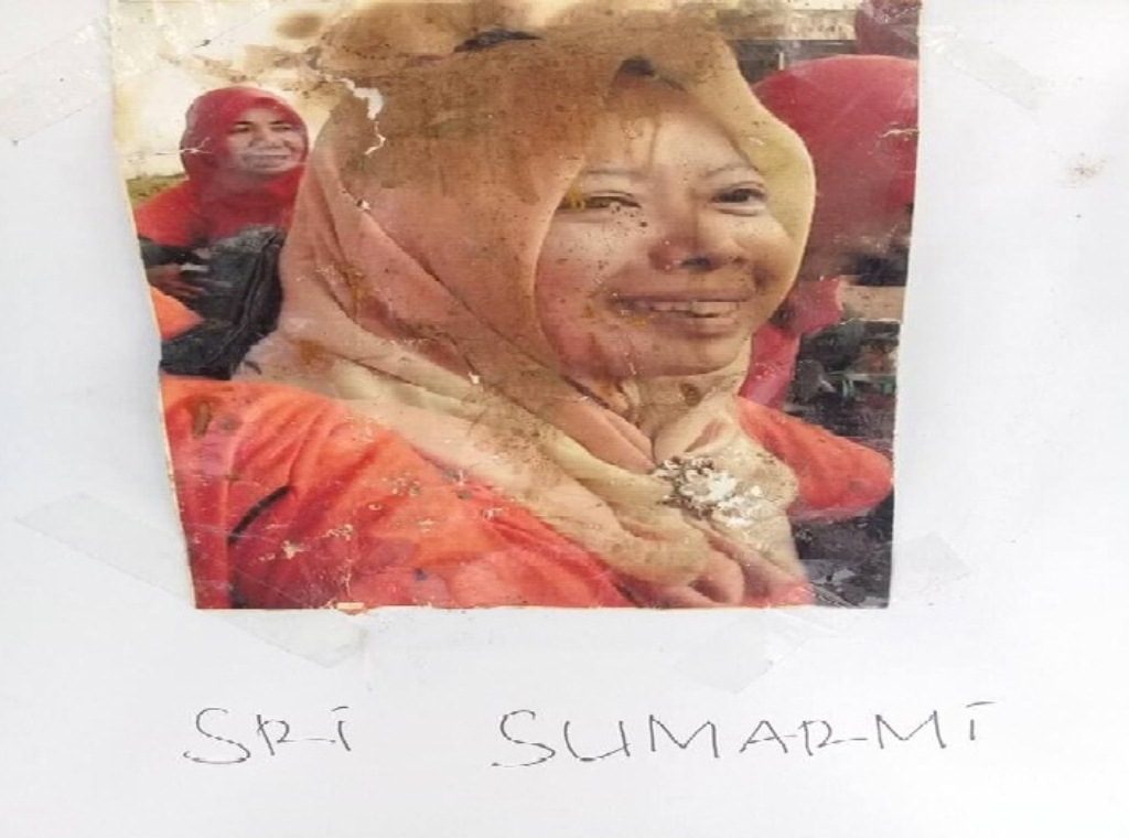 Bikin Heboh Di Temukan Sebuah Foto Wanita Dibungkus Kain Mori dan Di Tusuk Jarum di Blitar Netizen Ramai Berdoa