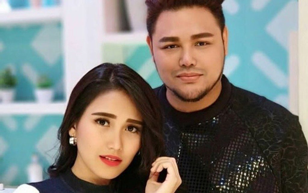 Bukan Ivan Gunawan Apalagi Raffi Ahmad Mbah Mijan Ramal Ayu Ting Ting Nikahi Pria Ini