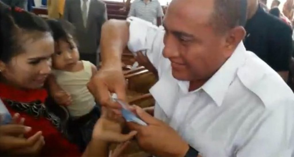 Jadi Calon Gubernur Sumut Video Edy Rahmayadi Bagi Bagi Uang Bikin Heboh