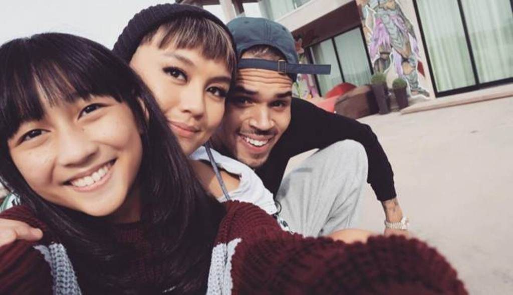 Rumor Pacaran Kembali Muncul Chris Brown Kepergok Gandeng Agnez Mo di Depan Publik