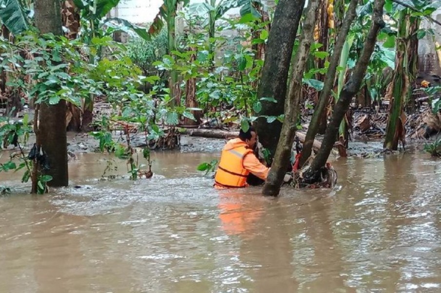 Banjir Jakarta 2018 Anies Sandi Diminta Turun ke Lapangan