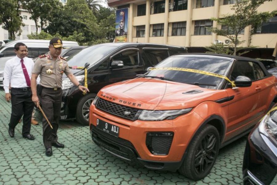 Kantor Biro Umrah PT Solusi Balad Lumampah di Tasikmalaya Disegel Aparat