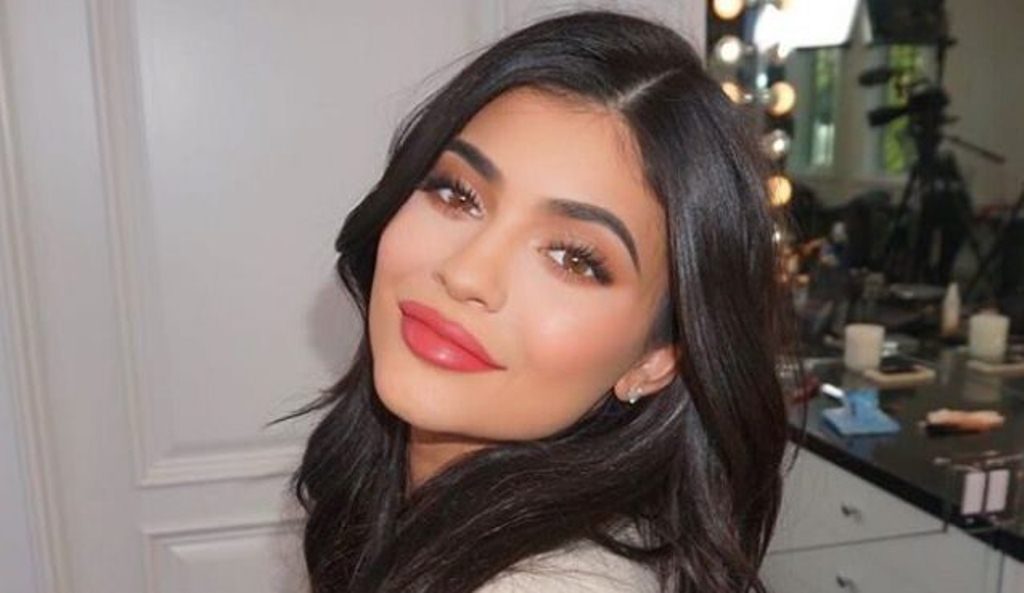 Tulis Cuitan Ini Kylie Jenner Bikin Snapchat Rugi Rp 195 Triliun