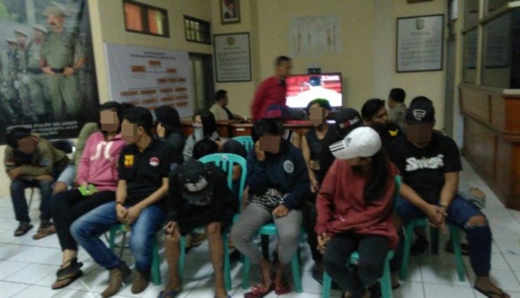 Puluhan Pasangan Mesum di Ciamis Terjaring Aparat Diamankan dari Rumah Kost Karena Kedapatan Begini