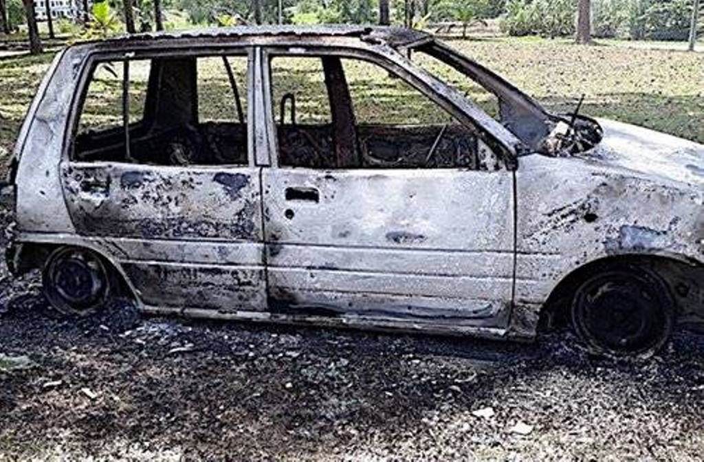 Tidak Juga Dibelikan yang Baru Seorang Istri Nekat Bakar Mobil Kesayangan Suaminya