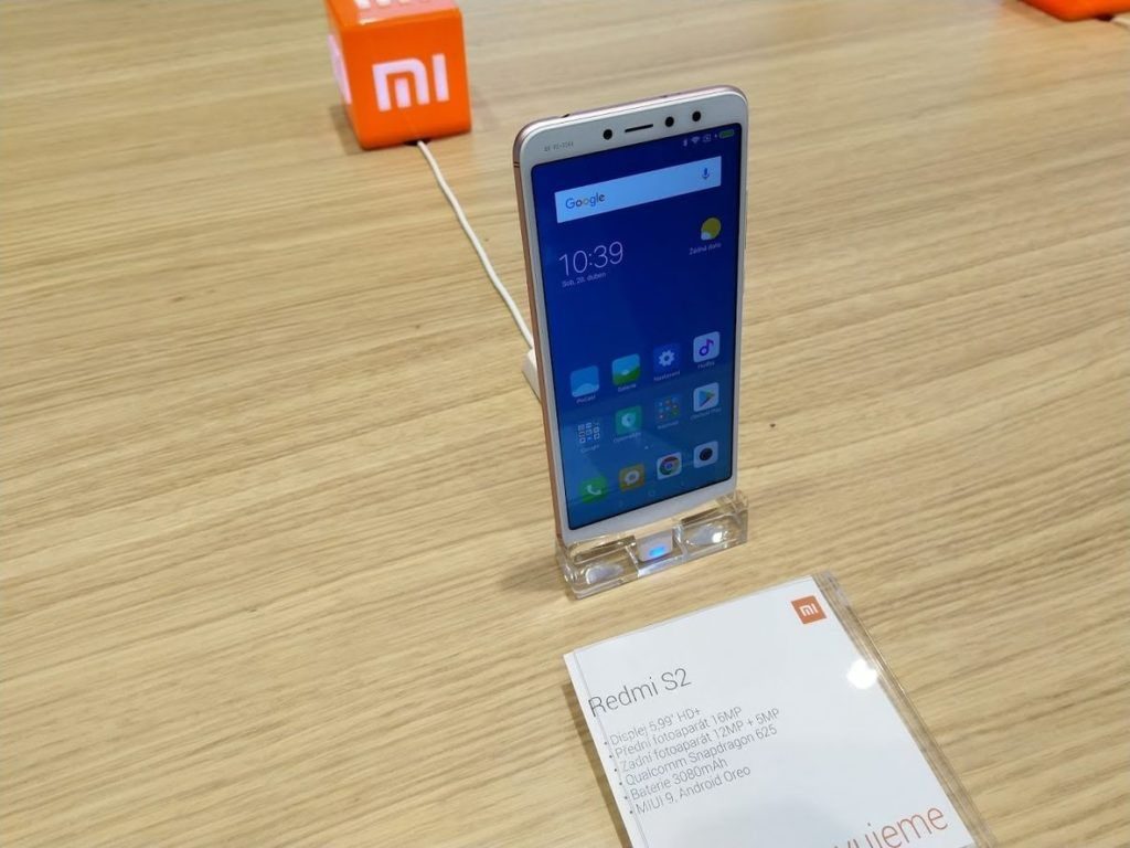 Ini Wujud Asli dan Spesifikasi Xiaomi Redmi S2, Usung Baterai 3080 mAh