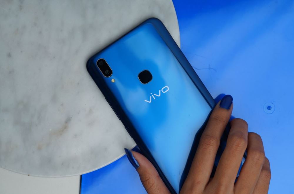 Harga Vivo V9 Cool Blue Limited Edition 1