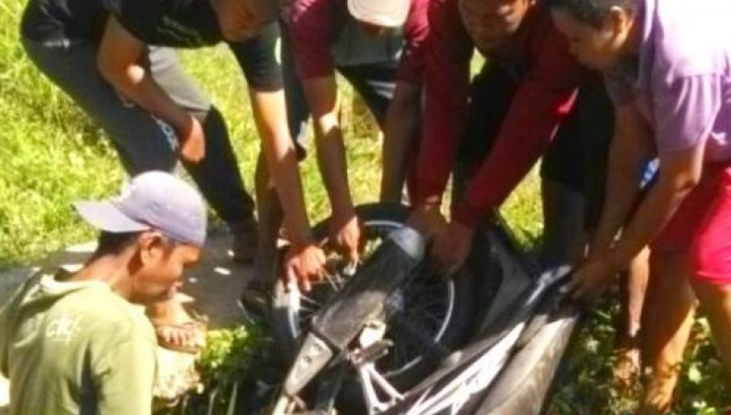 Tabrak Pilar karena Ngantuk Pemotor di Ciamis Tewas dengan Luka Parah