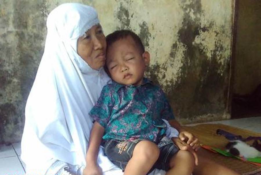 Angga Aditya Anak Yatim Di Ciamis Penderita Kanker Darah Butuh Bantuan