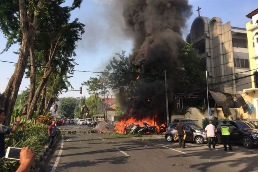 Bom Surabaya Guncang 3 Gereja 11 Tewas 40 Luka Luka