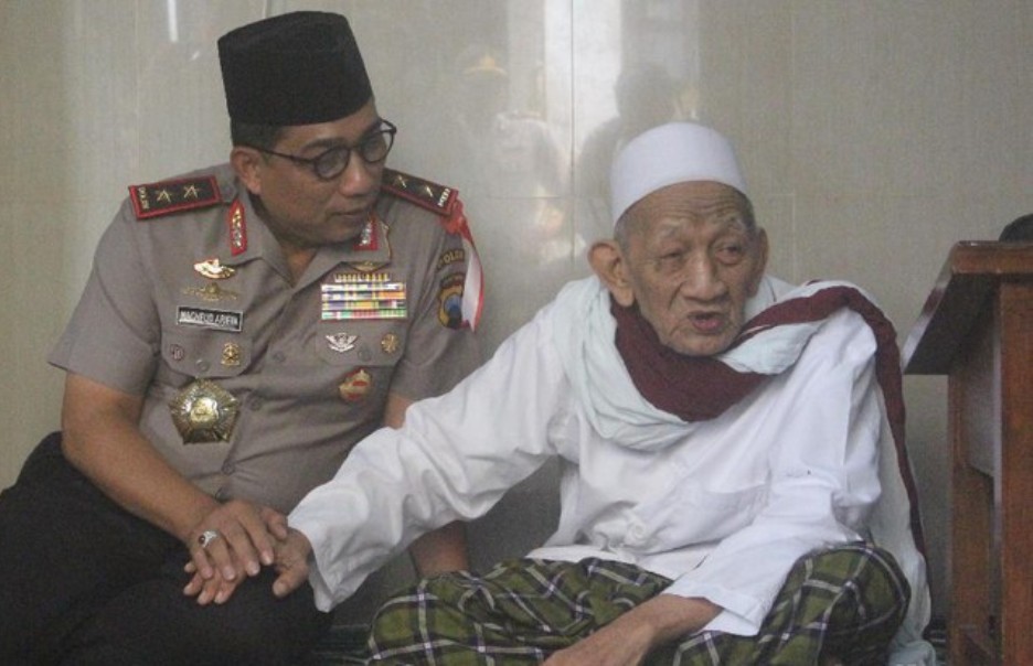 Dikenal Sebagai Pejuang Kemerdekaan Sesepuh Nu Kh Sholeh Qosim Wafat Saat Sujud Shalat Maghrib