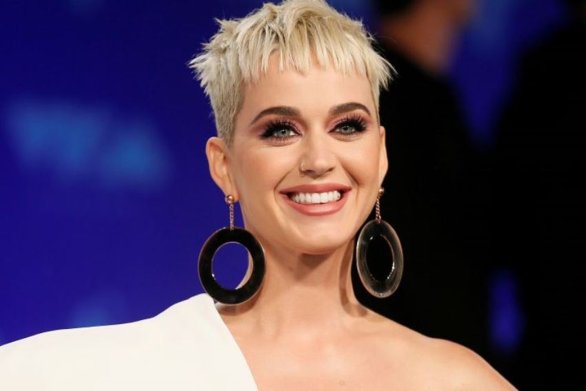 Tak Suka Dengan Gaun Yang Dipakai Meghan Markle Di Hari Pernikahannya Katy Perry Sebut Kate Middleton Pemenangnya