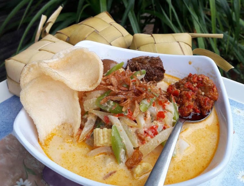 Resep Ketupat Sayur Betawi Sajian Nikmat untuk Hari Lebaran