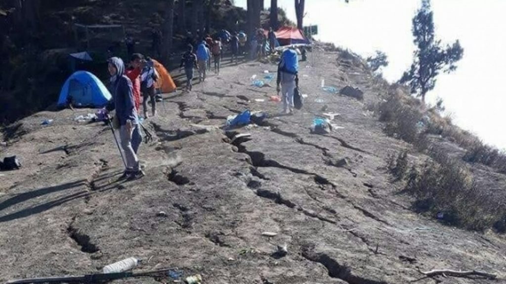 Gempa Lombok Ratusan Pendaki Gunung Rinjani Terjebak