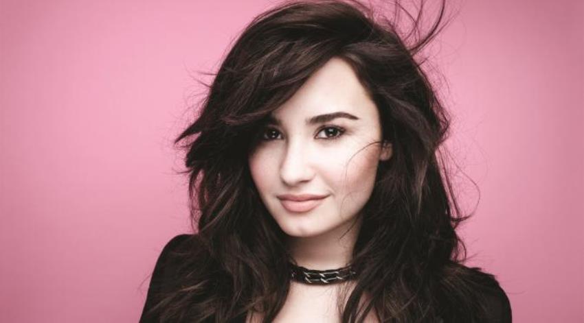 Kondisinya Mulai Stabil Ini Kronologi Demi Lovato Hingga Dilarikan ke Rumah Sakit akibat Overdosis