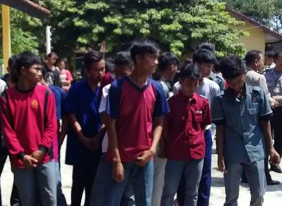 Diamankan Warga Sekitar Pelajar Bandung dan Cianjur Tawuran di Pangandaran