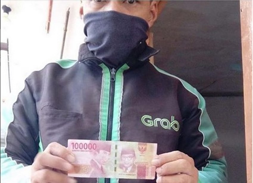 Dibayar Pakai Uang Palsu oleh Penumpangnya Curhatan Driver Ojol ini Viral Bini Ane Jadi Gak Masak