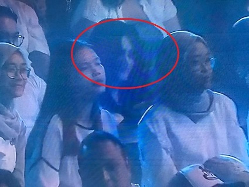 Sempat Viral Ini Sosok Wanita yang Dikira Hantu di Konser Sheila On 7