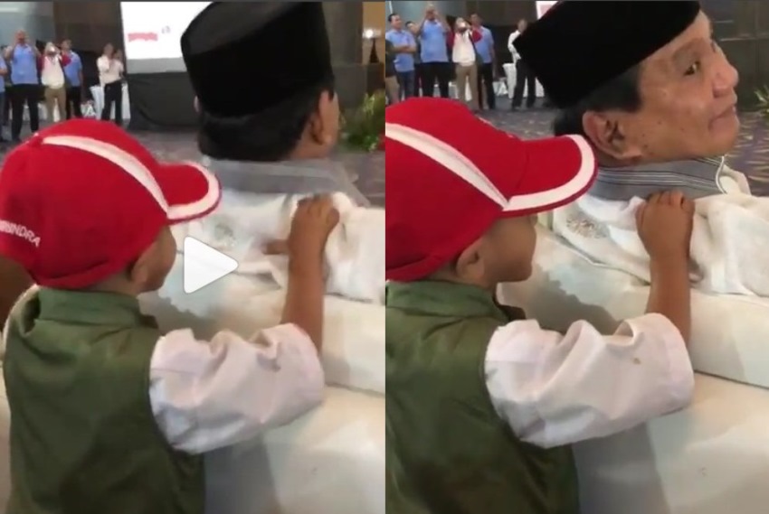 Viral Video Bocah Laki Laki Jadi Tukang Pijat Prabowo InsyaAllah Nanti Jadi Paspampres