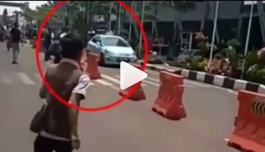 Viral Video Pencurian Taksi di Bandara Bandung Pelaku Coba Tabrakan Mobil ke Kerumunan Kebanyakan Main GTA