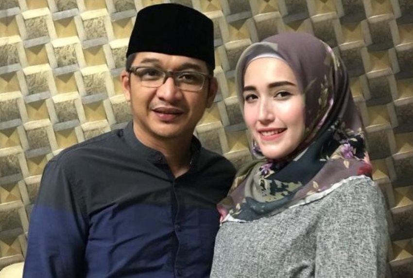 Palu Diguncang Gempa Pasha Ungu dan Adelia Wilhelmina Tidur di Tenda Pengungsian