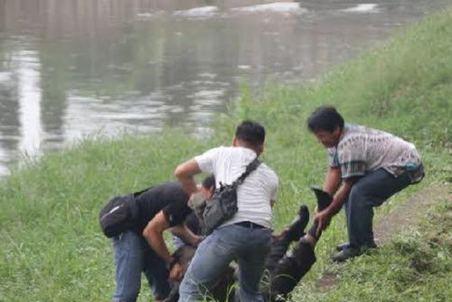 Diuber Polisi di Ciamis Pelaku Kejahatan Nyebur ke Sungai Berarus Deras