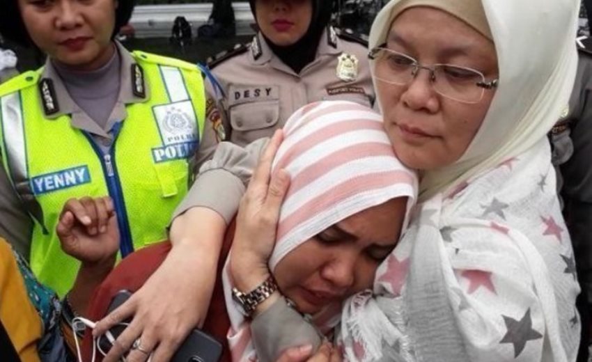 Dua Minggu Lagi Akan Menikah Calon Suami Wanita ini Jadi Korban Pesawat Lion Air JT 610